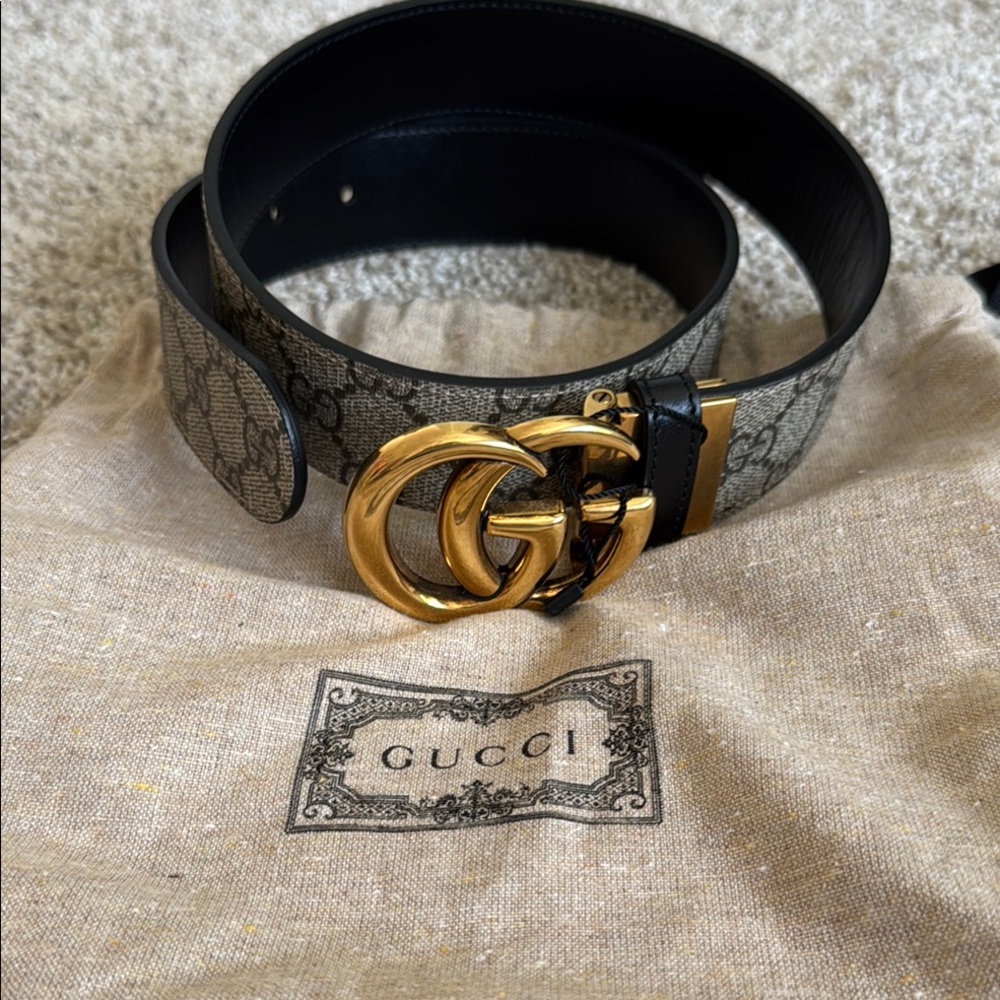 Gucci Black and Gold Women's Belt